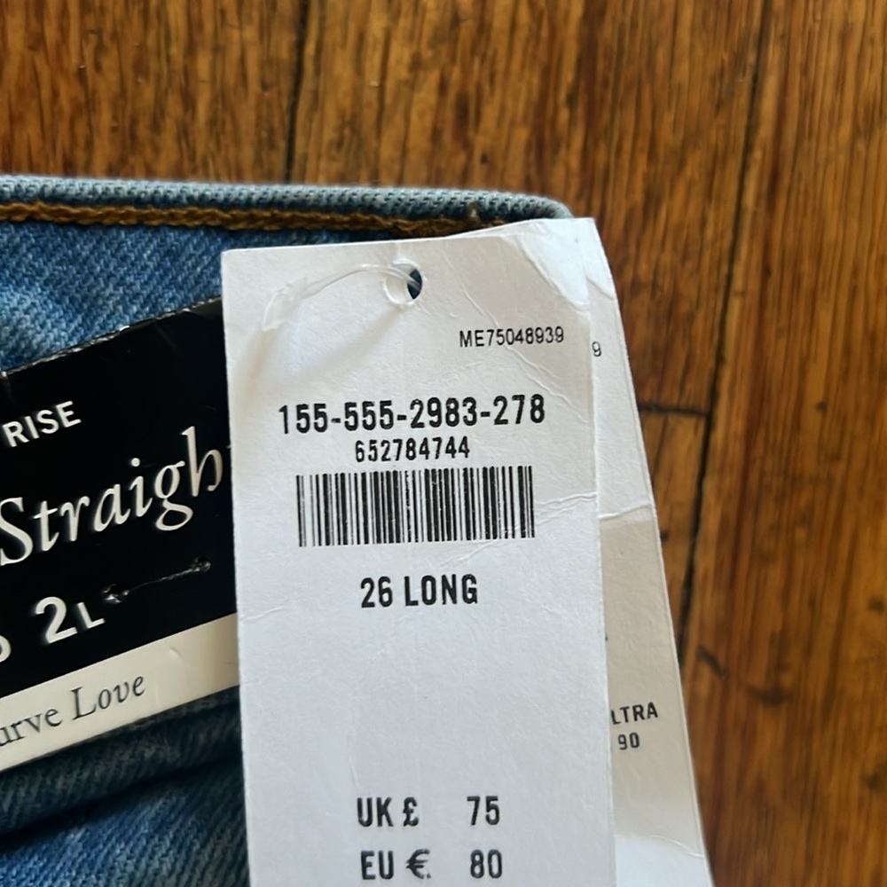 Abercrombie Fitch The 90s straight ultra high-rise Jeans. - Picture 9 of 9